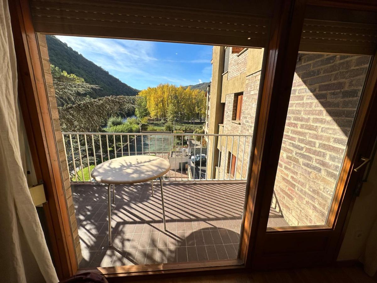 Apartament Rialp Amb Vistes Al Riu Noguera Pallaresa المظهر الخارجي الصورة