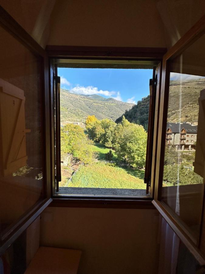 Apartament Rialp Amb Vistes Al Riu Noguera Pallaresa المظهر الخارجي الصورة